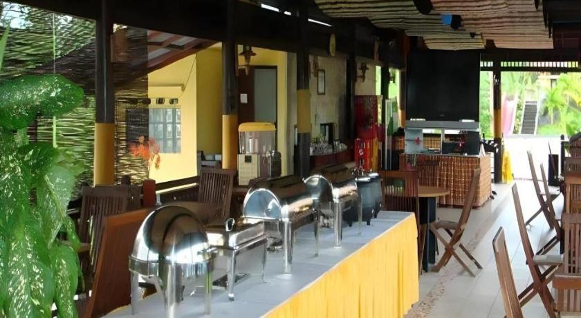 Wonua Monapa Hotel Resort Kendari Dış mekan fotoğraf