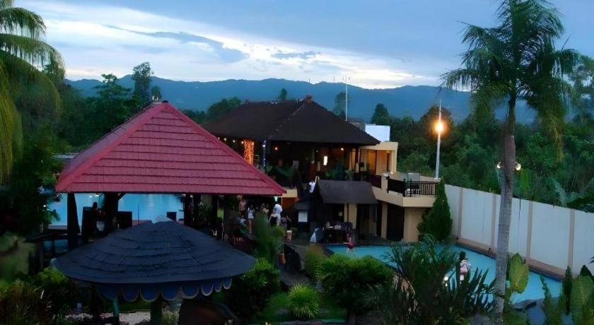 Wonua Monapa Hotel Resort Kendari Dış mekan fotoğraf